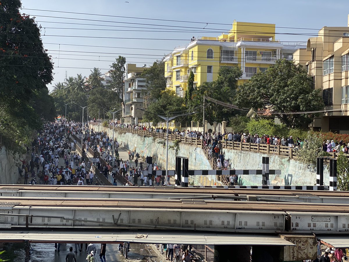 SamiKhan_IBT's tweet photo. The protests were carried out peacefully with no reports of violence. 

#CAAProtest #CAAProtestRally @ibtimes_india https://t.co/r9fhv1FDYZ