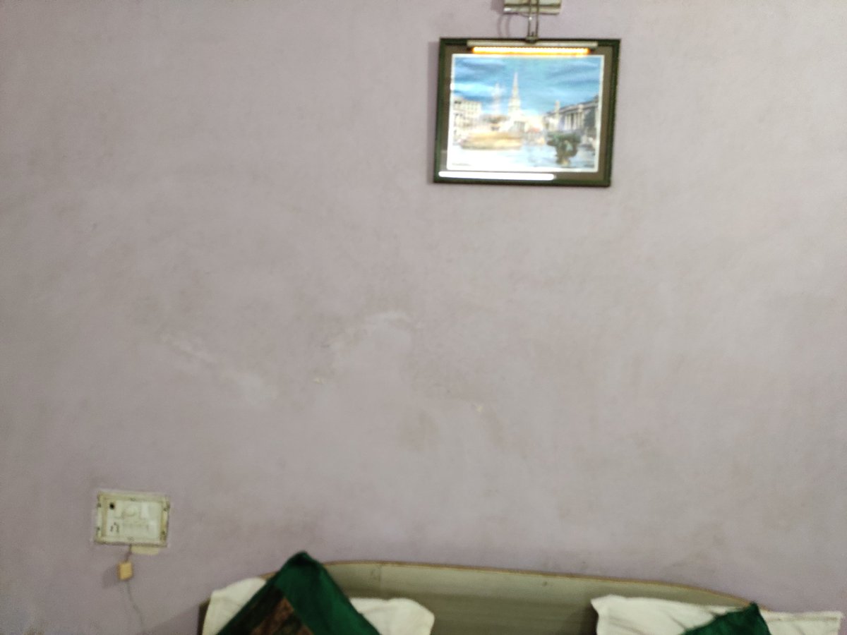 superbhaskar's tweet photo. @riteshagar @oyorooms i would like to know what kind of checks tht you perform when you take a hotel under your name. I went to Raipur for a trip and booked a room at oyo 8494 hotel NS Sheetal. Booking id QNDU9645. On oyo the rating is 4.8. 
And this is the condition of rooms. https://t.co/Ggw3iR0Q6J