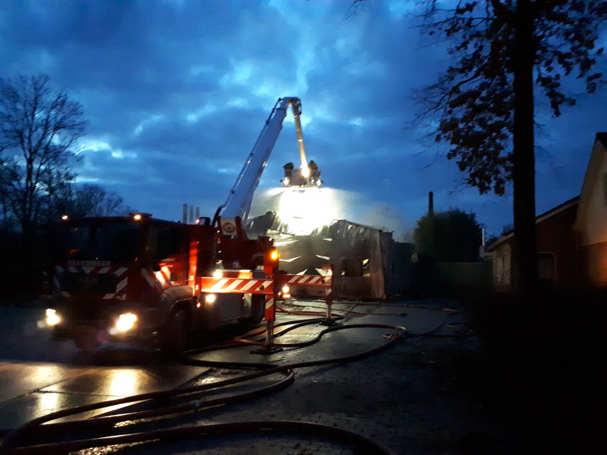 Brandstichting niet uitgesloten bij brand schuur bungalowpark in Medemblik | lees verder via.