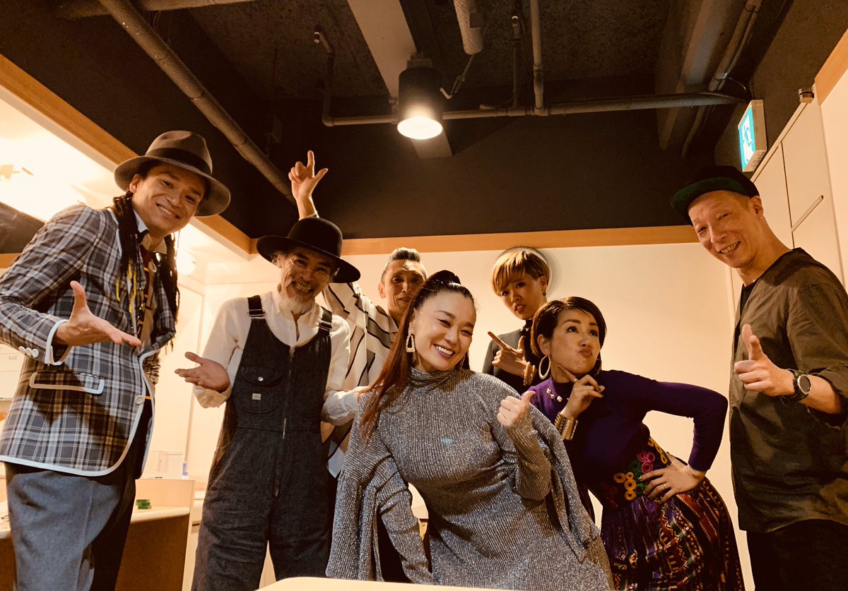 chibi_chino's tweet photo. PUSHIM Premium Live2019
@NagoyaBlueNote
終演後のパチリ✨たまらん笑顔🤣
今夜も最高だった証。
次回は12.27 東京Billboard✨
#pushim #YearEndPremiumLive2019
#tanco #yukky #nodatin #mi3 #chino #chica
#pushim20th https://t.co/XEYbiuYsnB
