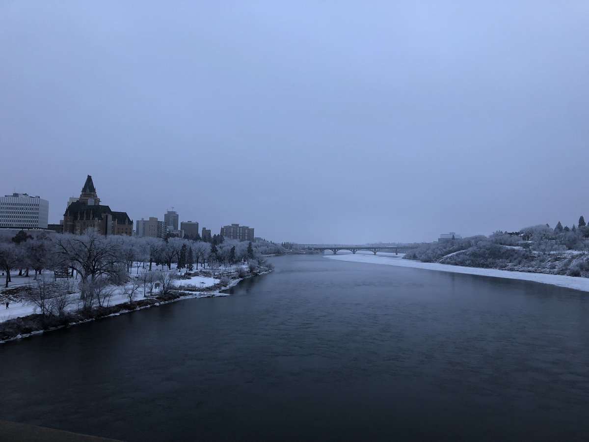 greystone75's tweet photo. Beautiful morning for a run in Saskatoon, great running city, lots of paths to run. Feels good to come back to my university running ground. Feel privileged to be able to run on the university x-country & track team. #beatcancer #everydayisagift #runningisagift #runsaskatoon https://t.co/JnXCFdyJTu