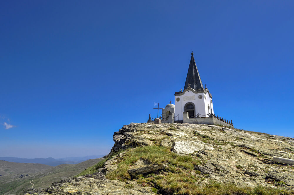 ExploreMacedon1's tweet photo. Kajmakcalan is the highest peak of Mount Nidje in the Republic of Macedonia (2,521 m) and during the First World War it was a key position of the Macedonian Front.

#ExploreMacedonia #MountNidje #Kajmakcalan

Read more on https://t.co/PJ28zQU4DW…/mountains-and-national-parks/ https://t.co/jWUD982FL5