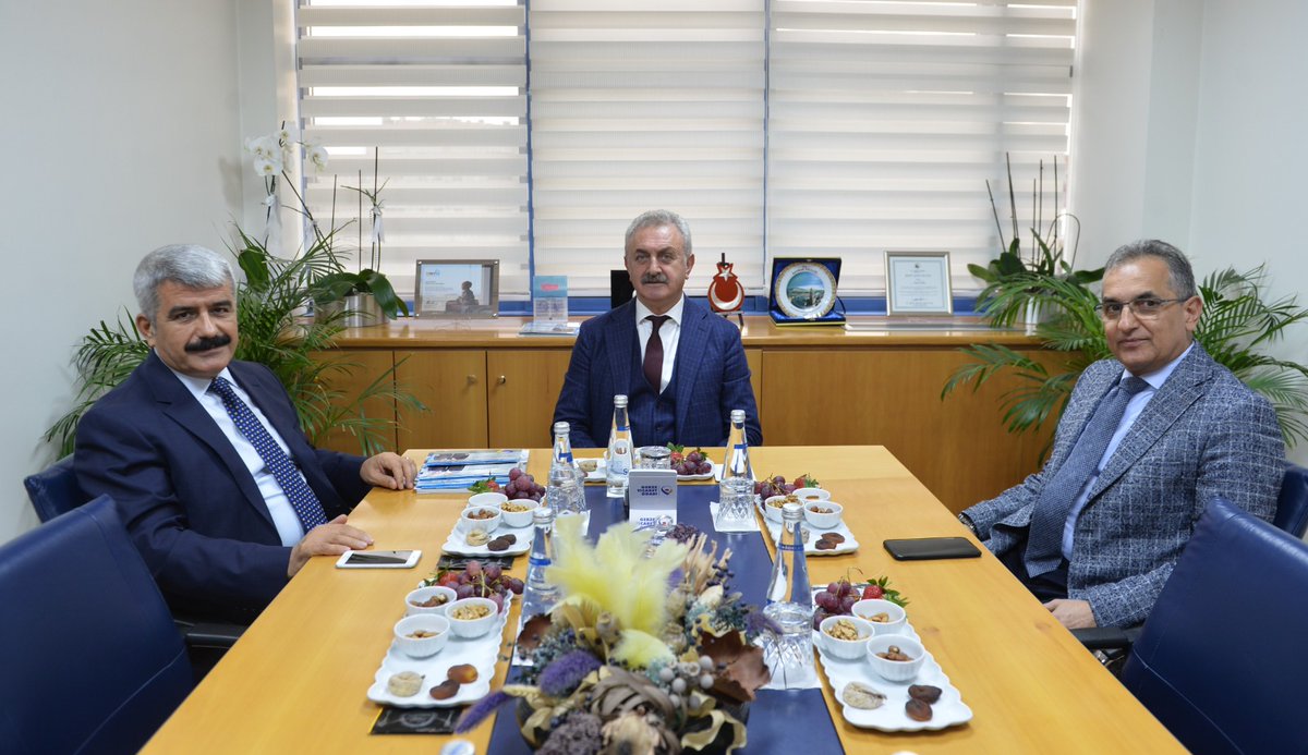 Rektör Hülagü'dan Nail Çiler'e tebrik 