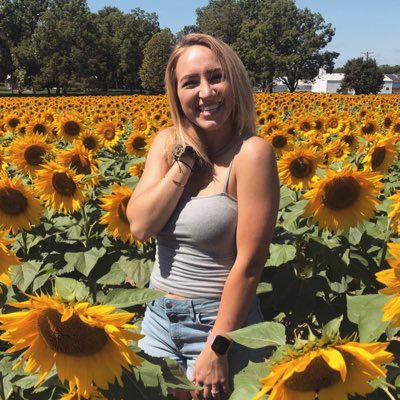 rosieapone's tweet photo. #NewProfilePic https://t.co/WufI6LtRo1