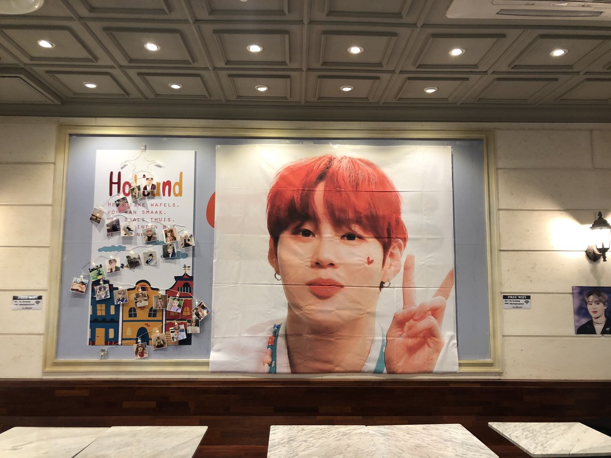 안녕하세요 하늘💙💜💛

☁️구름빌리지☁️에서 대구님의 팬파티를 기념하고자 컵홀더 이벤트를 진행중입니다!

☁️ 위치: 드코닝 코엑스몰점
☁️ 날짜: 12/23-25일

대구님과 하늘 모두가 함께하는 즐거운 크리스마스 보내요🎉

#하성운 #성운 #HASUNGWOON #sungwoon #河成雲 #ハソンウン #ซองอุน