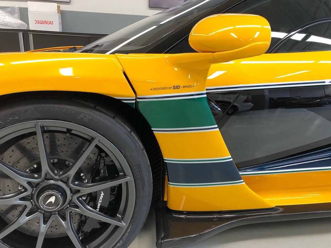 sennabrand's tweet photo. 🇧🇷 Este McLaren Senna é uma releitura das cores do capacete do Ayrton. Mais SENNA que isso, impossível.

🇬🇧 This McLaren Senna remembers the colors of Ayrton's helmet. It is impossible to be more SENNA than that.

#McLarenSenna https://t.co/HQDex1bFEh