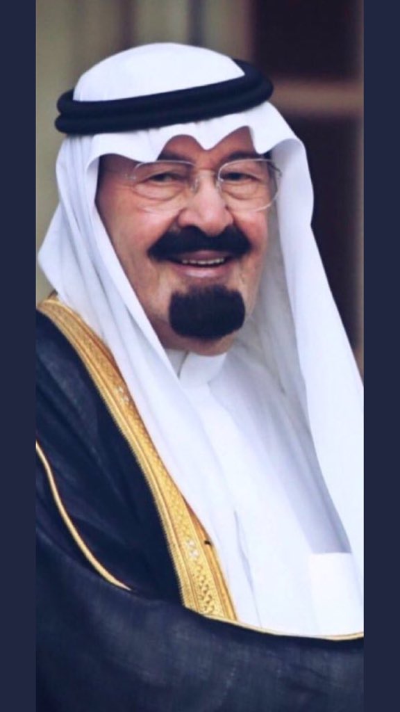 s2006a's tweet photo. اللي يحبه يضع لايك ويترحم عليه  #الدخان_الجديد_مغشوش37 https://t.co/jT1wK2PKHZ