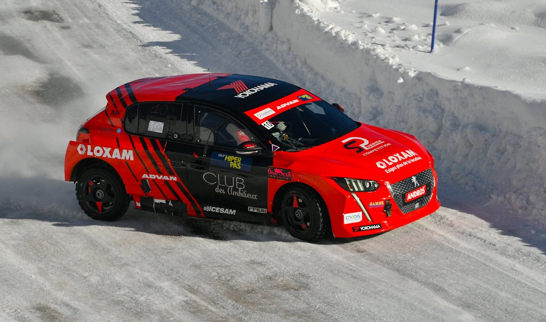 GroupeLOXAM's tweet photo. [e-Trophée Andros 🏎] Retour en images sur la deuxième étape du @TropheeAndros_ en Andorre. Les conditions météorologiques ont donné du fil à retordre à nos pilotes LOXAM @clemlhoste et Benjamin Rivière.  ❄️ 

Crédits photos : PHOTOS BRUNO BADE &amp; Benjamin Rivière https://t.co/UPY76loVn8