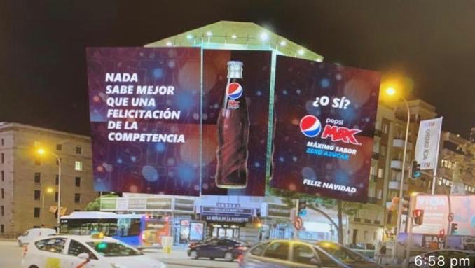rosariovillalb's tweet photo. Ustedes tirandose indirectas por twitter https://t.co/5THB1BWHgY