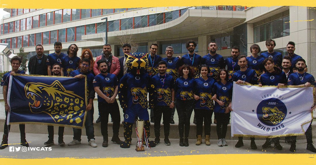 IWcats's tweet photo. İstanbul Wildcats ailesinin bir kısmıyla #TESFED Türkiye Kupası'nda buluştuk. Biz büyük bir aileyiz, güzel bir aileyiz! #GOWILD https://t.co/NxVyjpGhT4