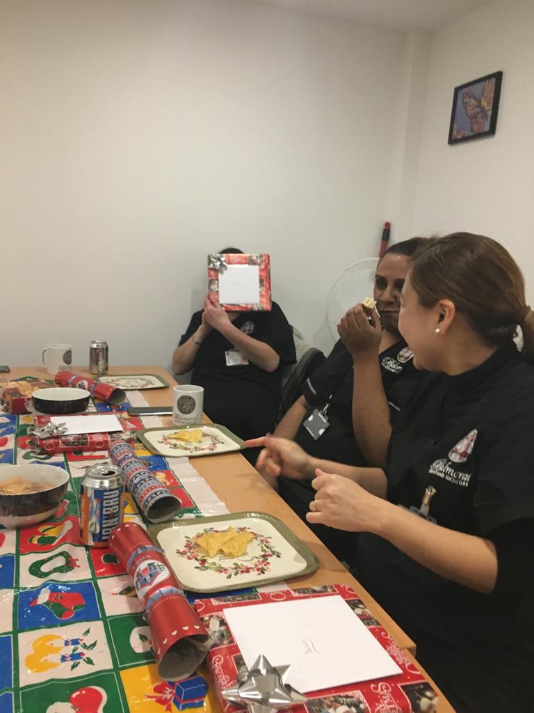 BalmoralClarks1's tweet photo. Some pics of the staff at the Clarkston branch enjoying their xmas lunch x https://t.co/sYPR7VsisJ