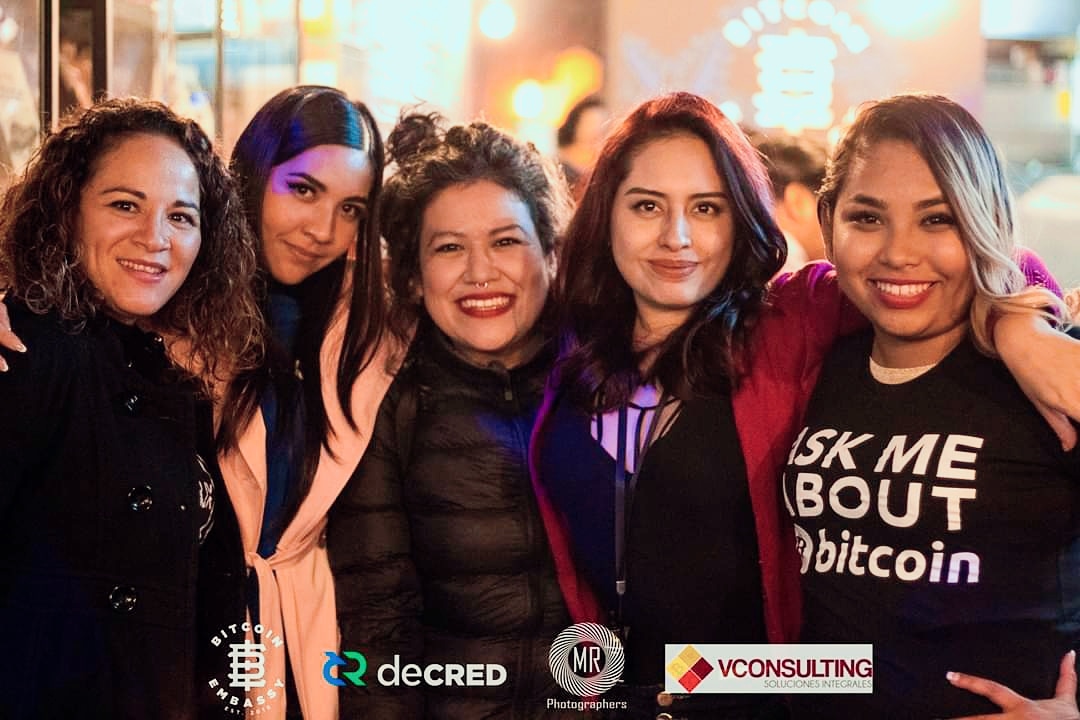 NancyNSalazar's tweet photo. #GirlPower❤️
@BlockchainBajio | @Decred_ES | @bitcoinemb | #VConsulting #WomeninBlockchain https://t.co/yS6i6IFaHz