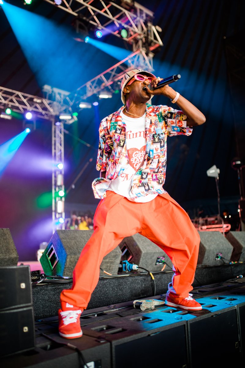 LoveboxFestival's tweet photo. 💖 B U D D Y 💖 

@Buddy brought the energy on the @NoiseyMusic Stage at #Lovebox19

https://t.co/24Cr44pEyO https://t.co/NZ4a7BYS09