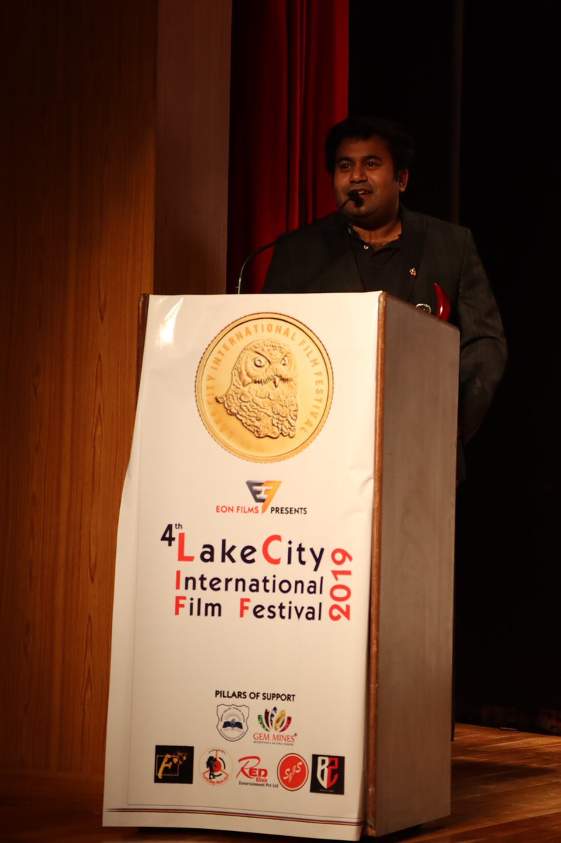 I am Very Happy to inform you all that our film #GeorgeReddy has won the Best Appreciation Award at the 4th International LakeCity Awards Ceremony that was held at New Delhi today in the evening.Also,the movie was screened to a thunderous applause from the beautiful audience.