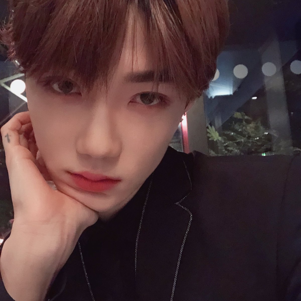 WE_THE_BOYZ's tweet image. 졸려요 #NewShot
