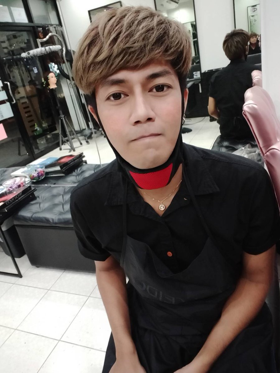 NutFryClub's tweet photo. จีบผมหน่อย ... ผมยังโสดนะ 😊😊 https://t.co/jn5UPyfqgw