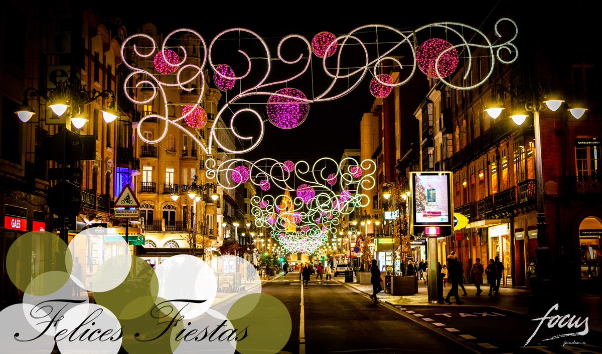 focusleon's tweet photo. Desde la Asociación Focus os deseamos que paséis unas Felices Fiestas... y que !hagáis muchos fotos en estas fechas señaladas! 
#FocusLeon #leonesp https://t.co/g8VgDSXHwO