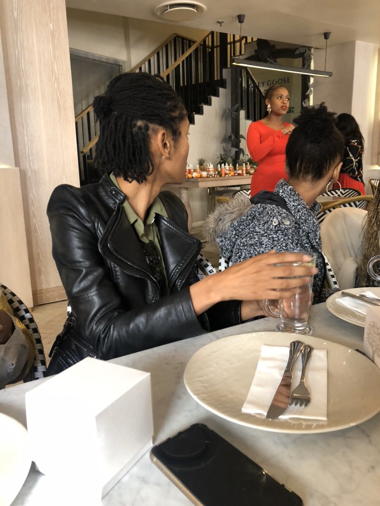 nilotiqa's tweet photo. The #NilotiqaHighTea π«
Our theme was #HairCare so clean, you could eat it. This masterclass was such a fave π we got to spend the day with beautiful women that influence this category and learn a lot more about the business we love #HairCare
#ALookAt2019 #Vision2020 https://t.co/OlADtCRyja