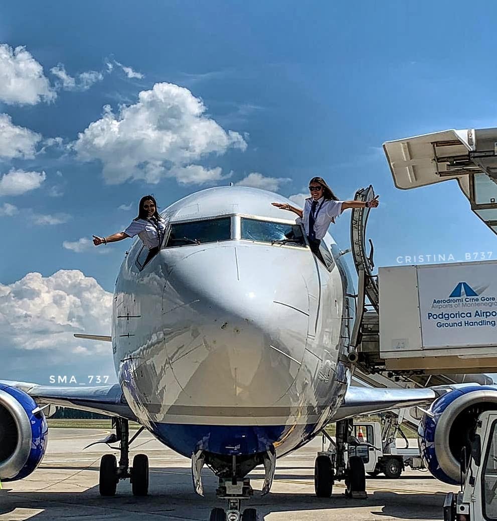 Start your morning with a smile! :)
So, here's a warm "welcome on board" from our amazing Blue Air crew!✈️
Book your ticket: flyblueair.com
#FlyBlueAir #BlueAir #MyCrewfie
Photo credit: sma_737