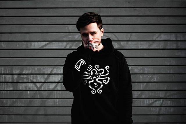 🐙🇬🇧 - We‘re back! We‘ve been super busy with Photo Shoots for our current collection. Finally we were able to get some dope shots which suit our style. But check it out for yourself! There will be tony of amazing photos! We‘ll start with Toby! Thanks… ift.tt/2sRNrPA