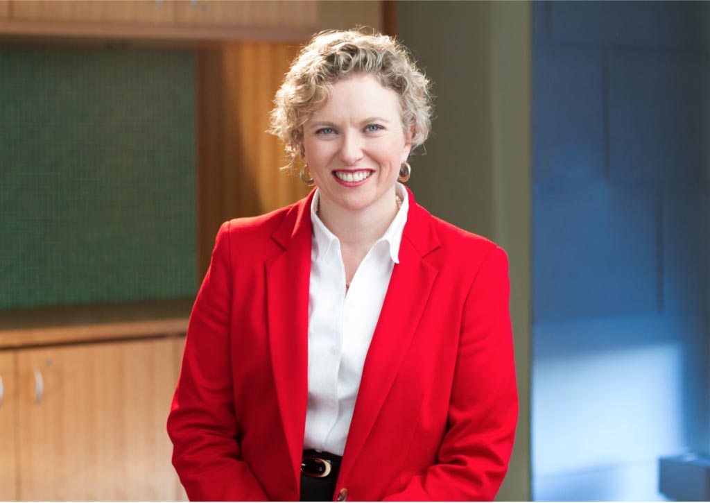 HBKidsHospital's tweet image. “It's using what I have to lift someone else up. Sometimes that means holding the elevator door when a dad and child are rushing for an appointment. It also means listening to the stories people at Holland Bloorview tell me every day.” – @Hanigsberg, CEO &amp;amp; President #12DaysOfHB