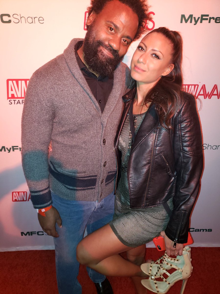 dwill104's tweet photo. @Cassie_Ibiza various shots of you and I.
#AVN #avnnominationsparty #avnnomparty #AVNStars #Hollywood #Nightlife https://t.co/zuAxqcvbrp