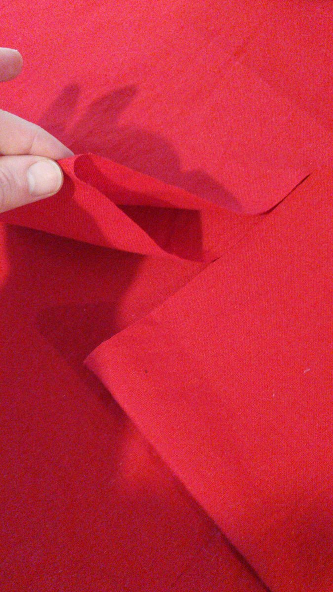 JamesHVoices's tweet photo. This is why I hate wrapping! Guess I'll be buying a new tablecloth after Christmas...
#wrappingfail https://t.co/cSkdDEmUJb