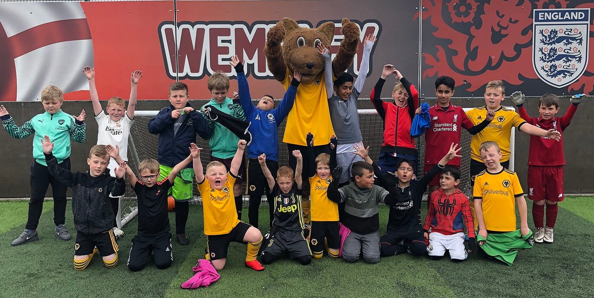 GoalsBLC's tweet photo. Wolves Christmas Fun Day
£20 
9am-3pm on 30th December 2019

Dont leave it too late!
call 01902 637700 to get booked in NOW! https://t.co/cp9uqeXfRs