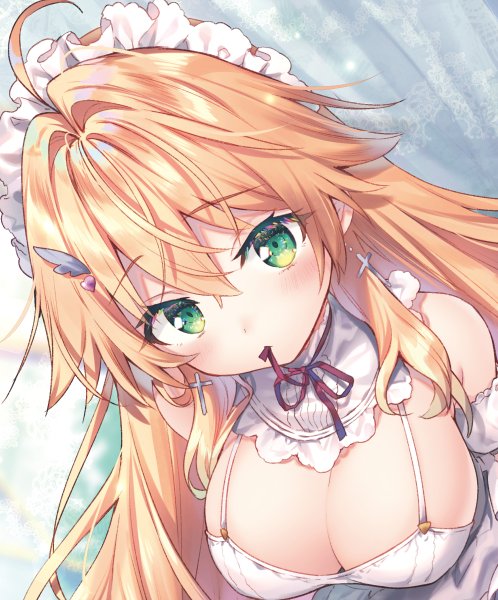 「「この服…どうかな?」

#アズールレーン 」|りいちゅ❄️アニメ化！ひきこまり②巻1月25発売のイラスト