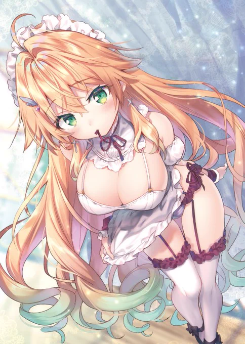 「この服…どうかな?」

#アズールレーン 