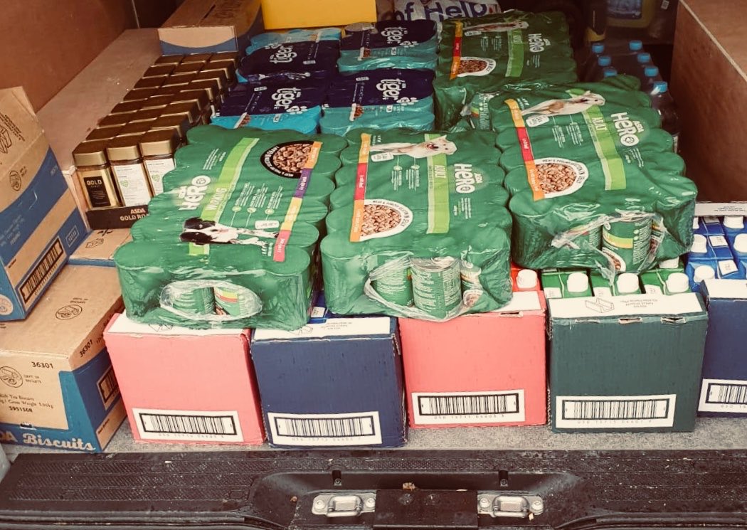 MechanicalFS's tweet photo. Thanks to a generous donation, the #MechFS team have been to purchase groceries which they have now delivered to a Food Bank. We’re hoping this helps make Christmas a bit more special for those who may be struggling.
#teammechfs #givingback #christmas #foodbanks https://t.co/4Of6yBZMTE