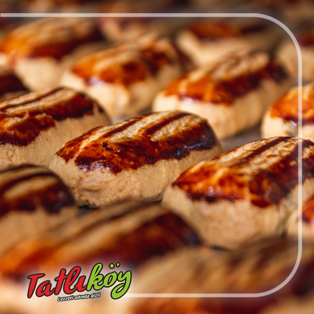 tatlikoyy's tweet photo. Her gün taptaze kurabiyelerle hizmetinizdeyiz 💁🏼‍♀️
🌐 https://t.co/3gB8iobJ9q
📞 0850 532 8000
•
•
•
#butikpasta #pasta #leziz #tatlı #baklava #tatlıköy #istanbul #avcılar #küçükçekmece #bakırköy #beylikdüzü #ortaköy #levent #dinnerk #brownie #puding #kurabiye https://t.co/hwKhACuDOj