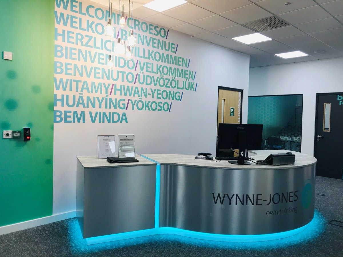 Worc_Enterprise's tweet photo. Glad to be working in partnership with @ip_expert and @TheHiveWorcs. Recent visit to fantastic new @ip_expert offices in Gloucester where we committed to further joint working opportunities for 2020. https://t.co/qV8zcN2m2H