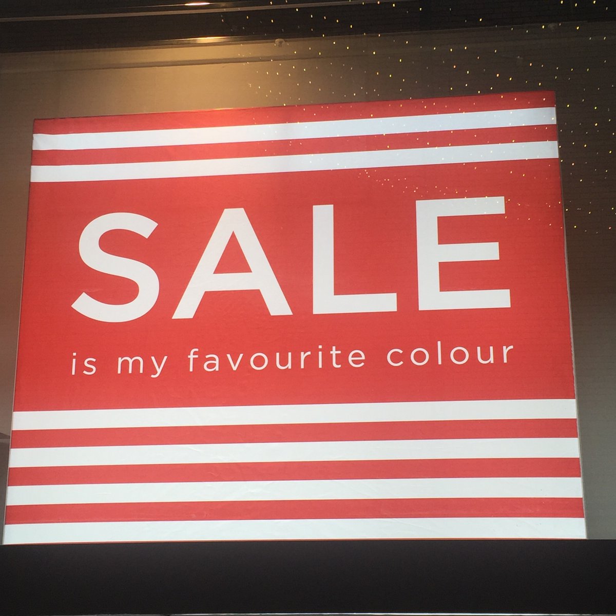 "Yo, Sale , I'm really happy for you. I'mma let you finish, but Altrincham is my favourite colour of all time"

#saletown #altrincham