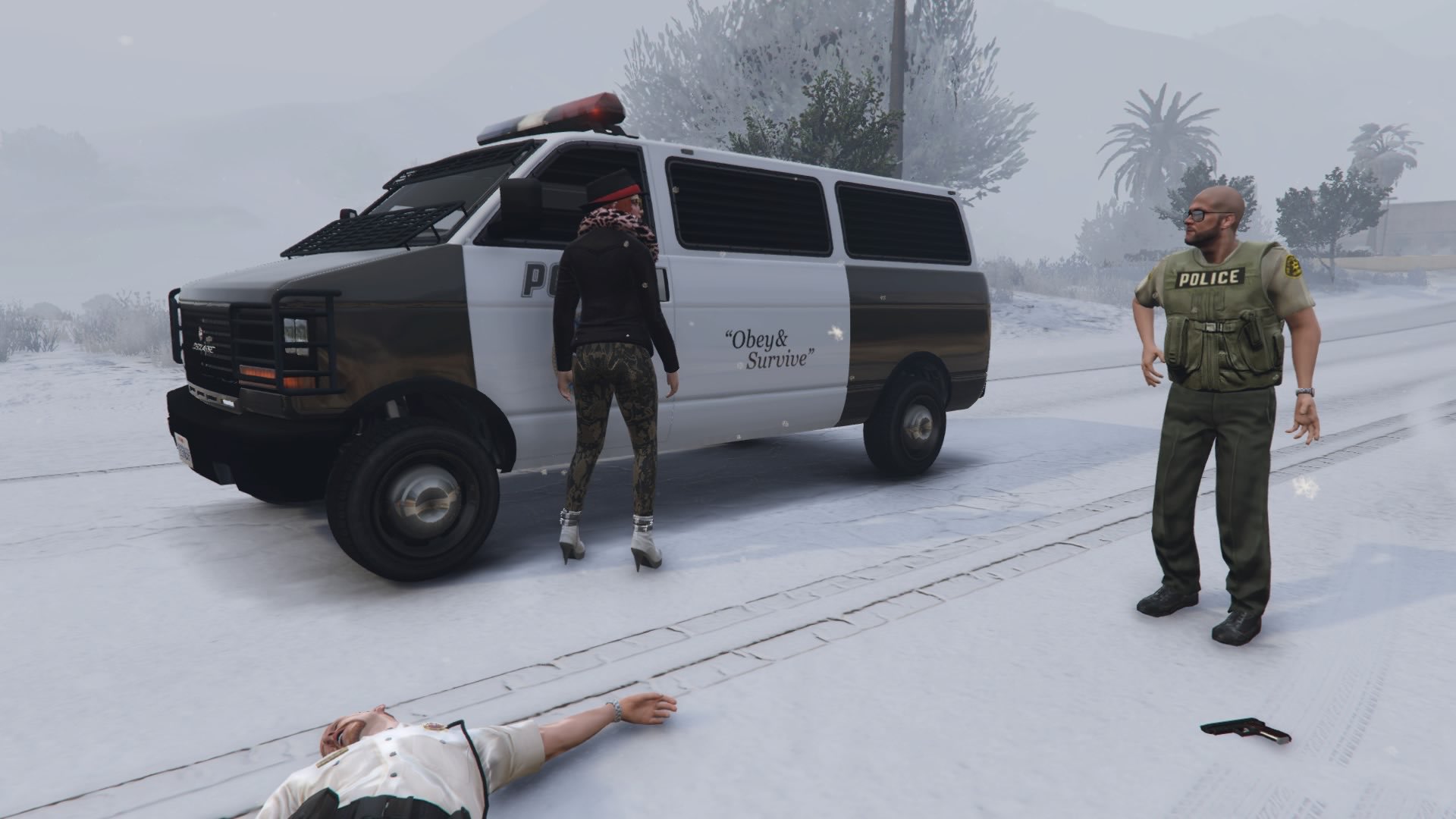 アウタロ パッキー マップの場所によく出現するけど 毎回バグってしまい成功しない これで5回目 修正されるまで待とうかな Gtaオンライン