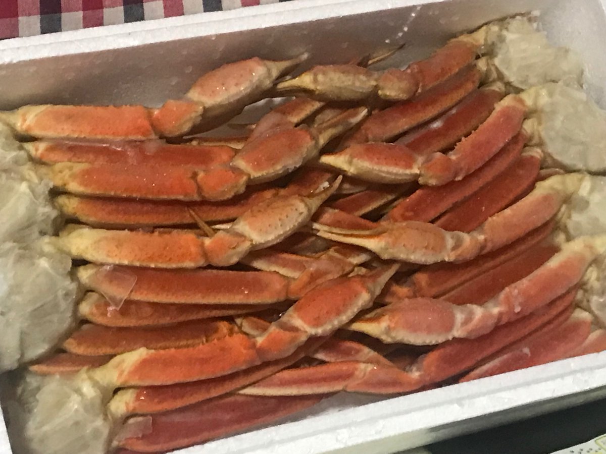 sakurao7's tweet image. カニ食い放題🦀

越前カニ🦀 3キロクリスマスプレゼントにいただきました‼️