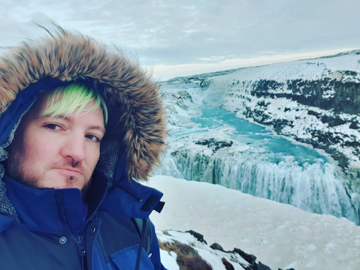 DodgeBearUk's tweet image. Nothing like a glacial walk to warm you up on a winters day #gullfosswaterfall