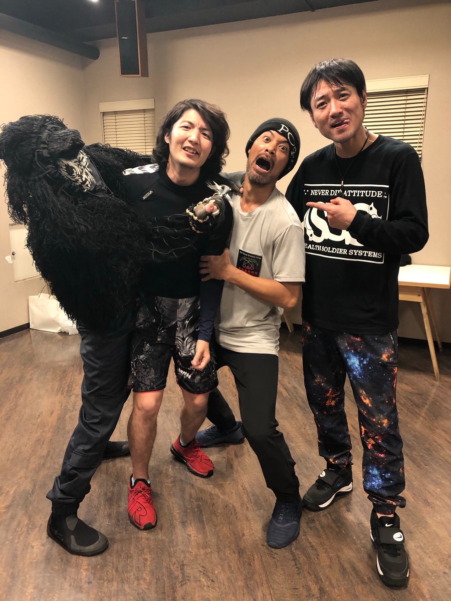 _camel_'s tweet photo. 昨日はご縁がありゼロレンジコンバットというものに参加してきました！
今までもそうだがあっという間の６時間、こういう時間が1番ワクワクして楽しい！！
そして稲川先生の言葉一つ一つの重み。
興味がある方はGoogle等でお調べください笑 #InvisibleUnit #Reborn #HYDRA #ゼロレンジコンバット https://t.co/D3UPZlufMj
