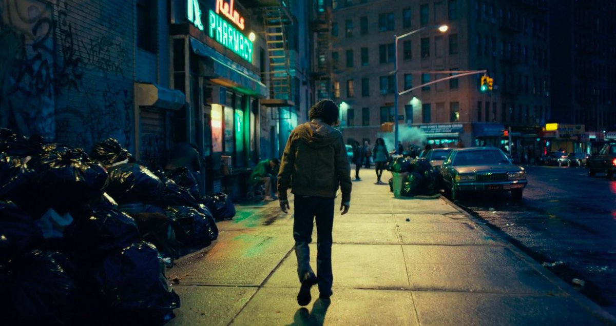 LostInFilm's tweet photo. ‘Joker' (2019, Todd Phillips). Cinematography: Lawrence Sher. https://t.co/OFzups3O1I