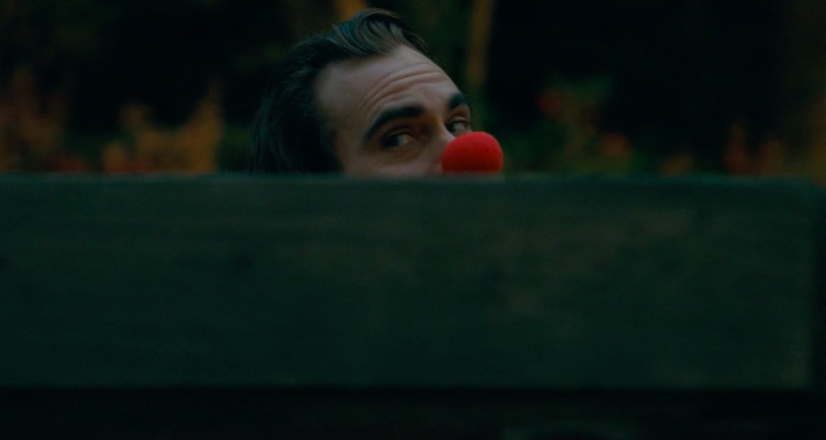 LostInFilm's tweet photo. ‘Joker' (2019, Todd Phillips). Cinematography: Lawrence Sher. https://t.co/OFzups3O1I