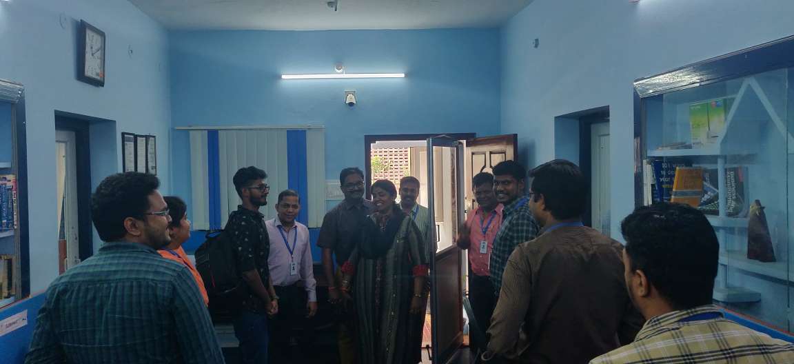 fresatechnology's tweet photo. Our valuable client Mr.Sanjil and Mrs.Sindhu Sanjil from Ocean Axis Shipping Services LLC(https://t.co/hgOKEECXQu) visited our Fresa Technologies Chennai office on 23-DEC-2019.
#fresatechnologies #ERP #Freight_Forwarding https://t.co/imOGEJ5Jrc