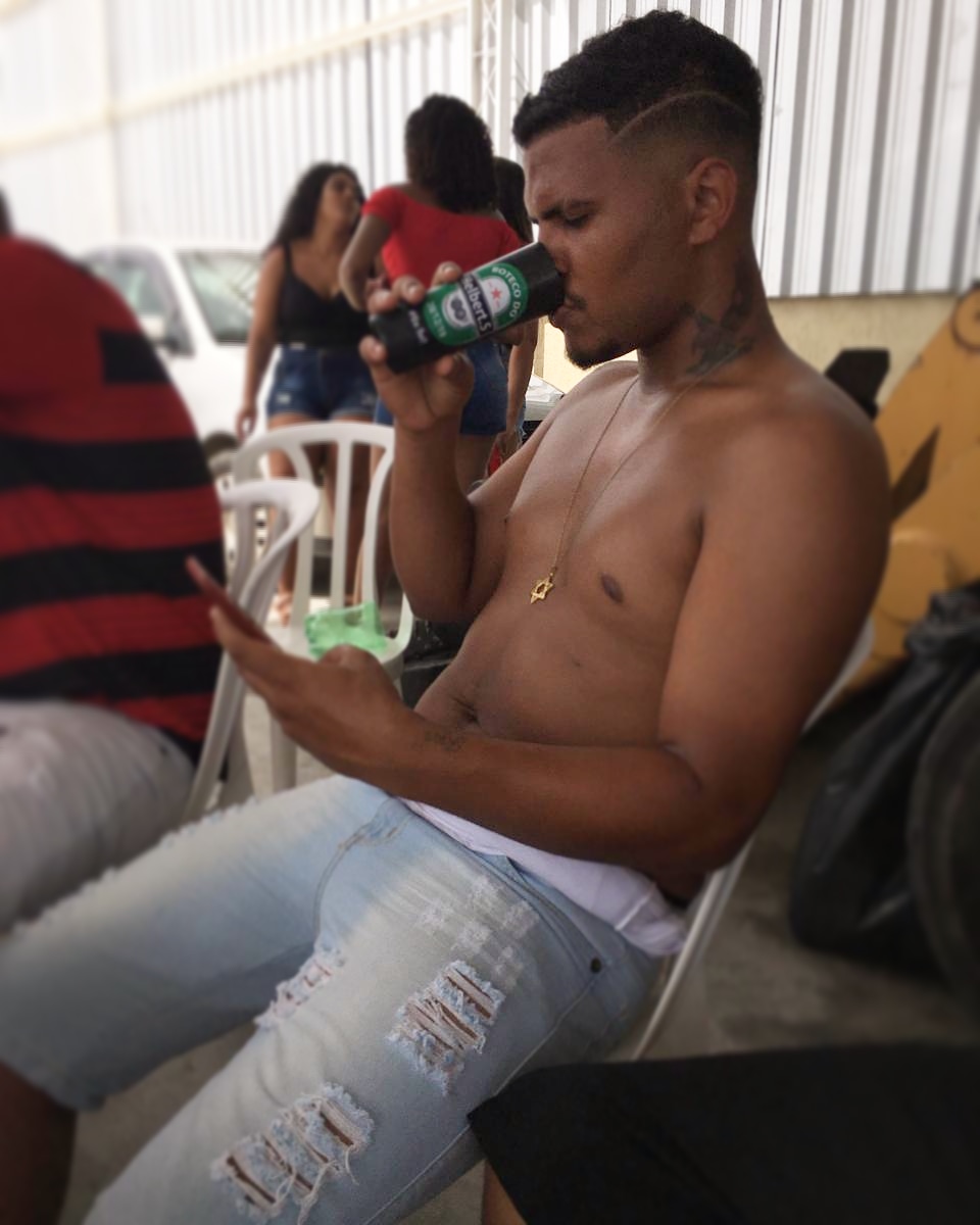 pascodazzi's tweet photo. E essa barriguinha de chopp ? 😁🤤🤪 https://t.co/wlj8ZTXu2t