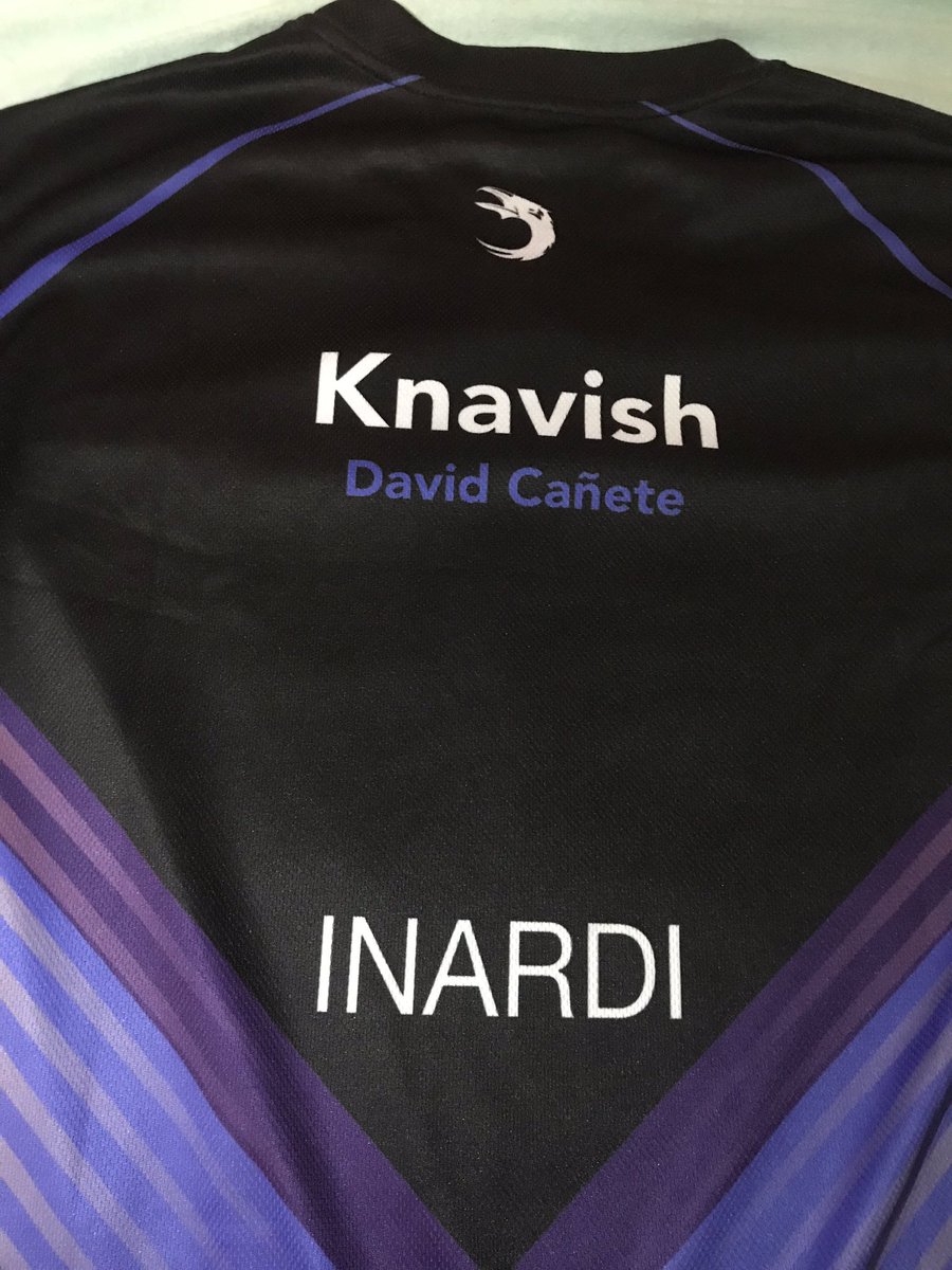 DavidCR_P's tweet image. Ya puedo ser el porrero cuando vuelva a ir a una LAN porque nadie lo lee bien. Encantado de veros este año por todas las de Españita, sí 
#CrowingTogether 
@Ravens_EC