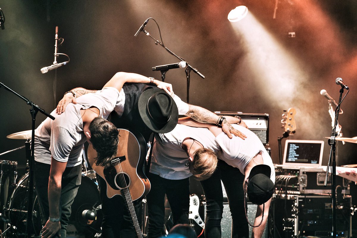 THANK YOU for an amazing 2019 🙏🏻
What a year full of unforgettable moments we shared with you! I‘m absolutely looking forward to an exciting 2020 with new music, fresh projects and pretty much live music! Can‘t wait... But for now - have a very merry christmas everyone 🎄