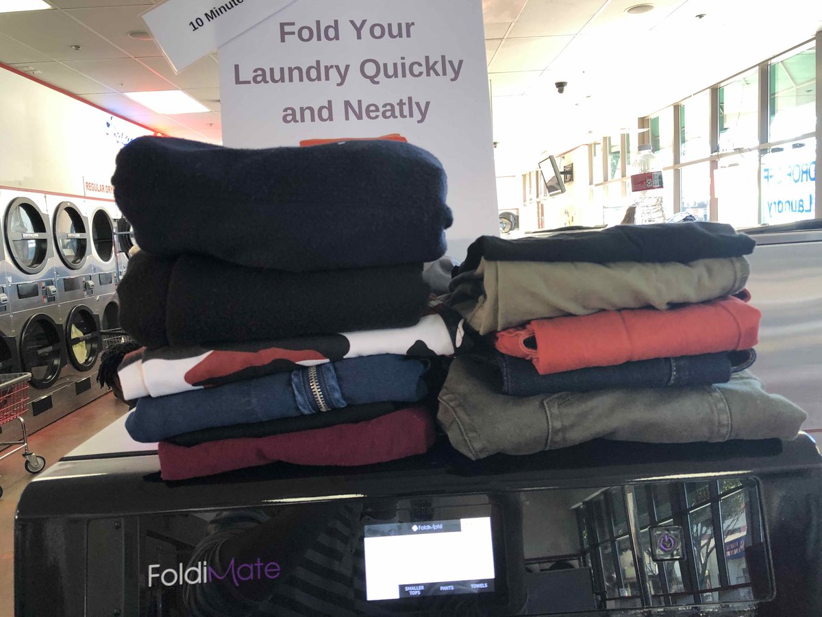 Dear Fans and Supporters,
Having a fully functional laundry folder this past year was no longer purely a dream. The prototype exceeded our original expectations in both performance and early field test results.  

Continue reading on our blog:
blog.foldimate.com/happy-holidays…
