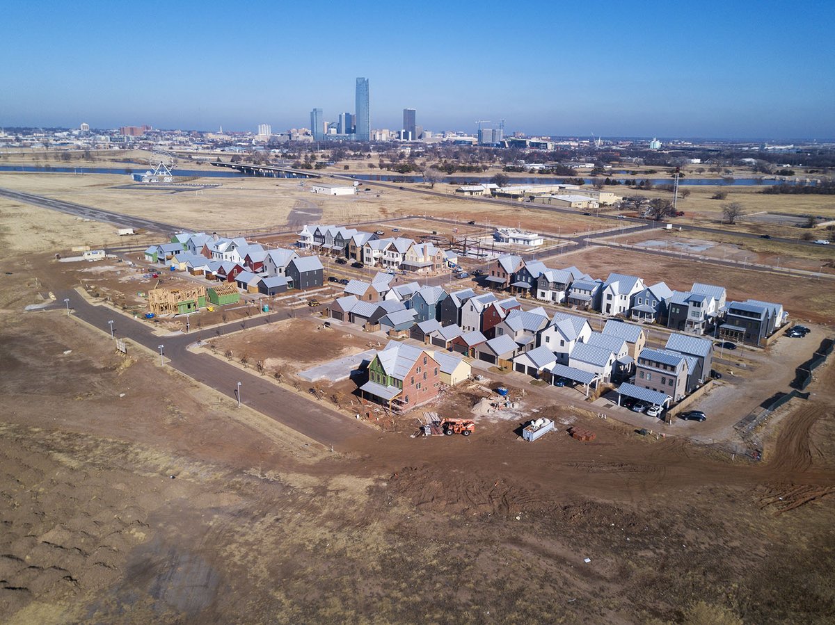 OKCTalk's tweet photo. Steel going up at Big Friendly Brewery along with dozens of new homes in the @WheelerDistrict https://t.co/ueMCp2qe77