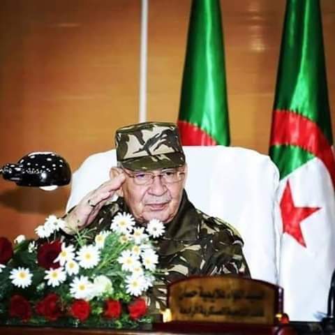 Hafidma00436978's tweet photo. رحم الله قاءد جيشنا العضيم القايد صالح
اللهم ارحمه واغفر له وسكنه جناتك يا رب https://t.co/8DoxV2tFpO