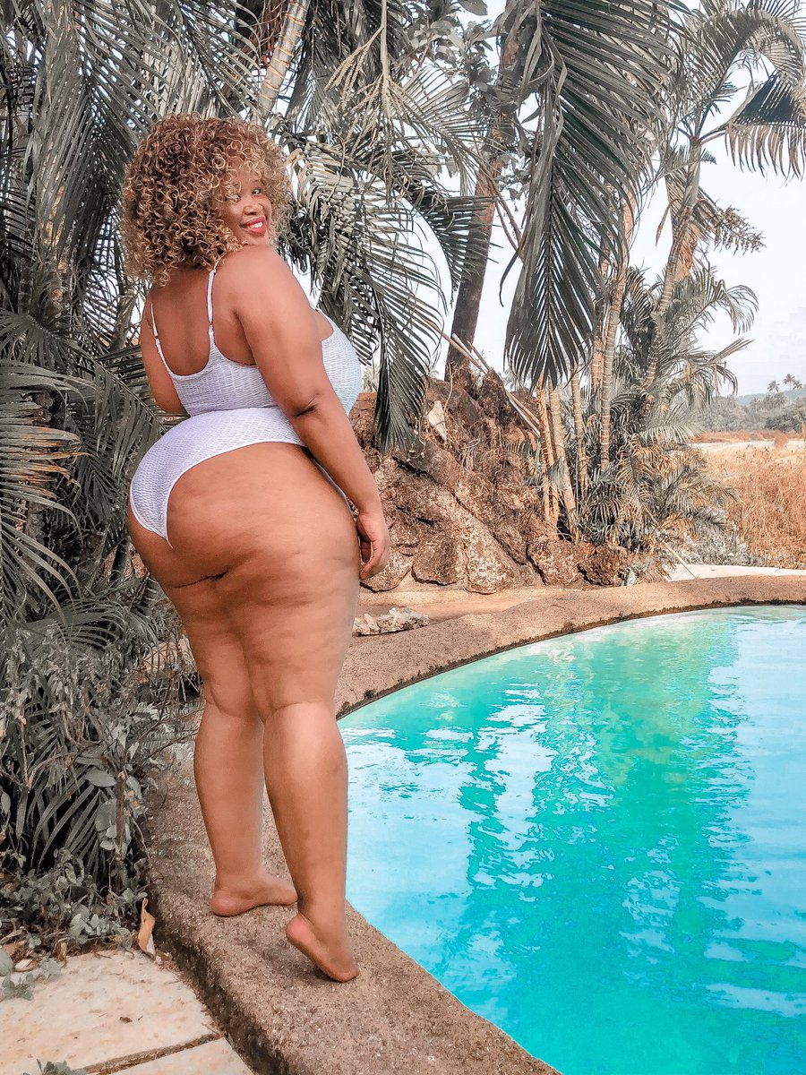 OyamaBotha's tweet photo. FAT GIRL THREAD ✊🏽

My girls, where you at?? https://t.co/OqeM1KCcbk