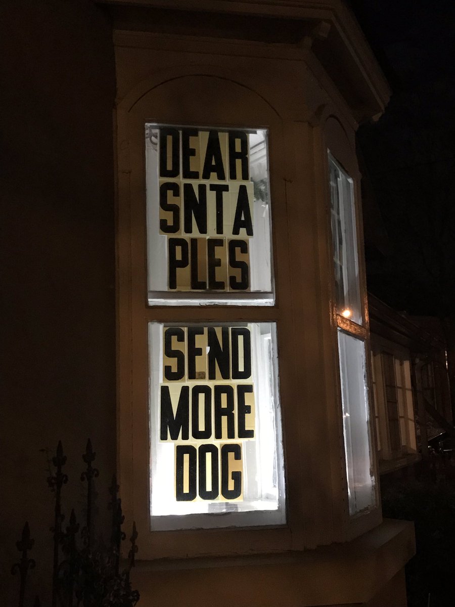 elveticadesign's tweet photo. Hey #Guelph peer into your neighbours windows 👀for our last few days of @GuelphEPNG’s  #livingadvent in Exhibition Park! Want a sneak peek?⬇️😎 Go to https://t.co/g7FffFlMTJ for full calendar map 🗺. Major thanks to all those fab decorators-making magic in the hood.✨@GuelphNSC https://t.co/srdyNwrrFR