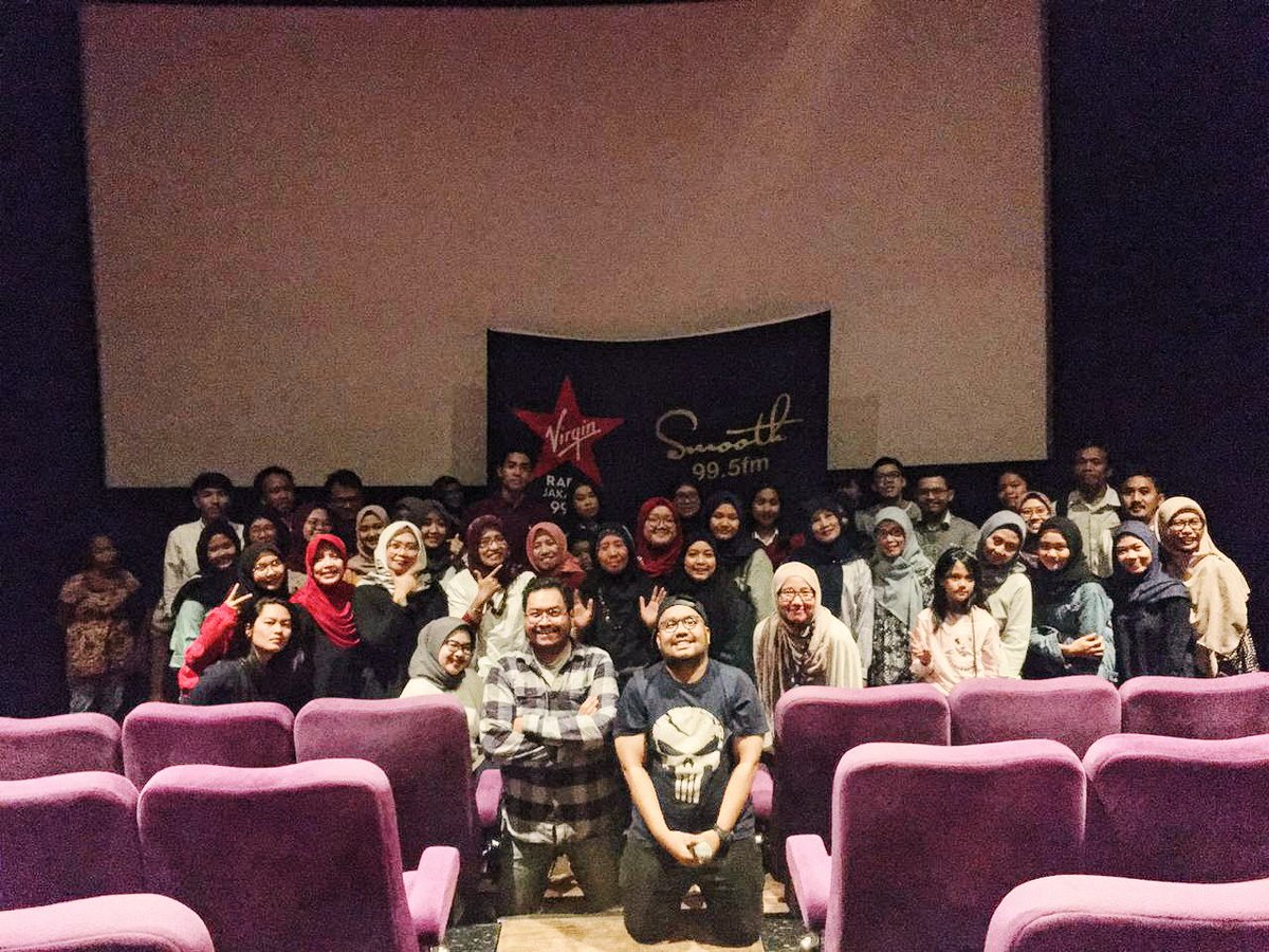 smooth995fm's tweet photo. Terimakasih kepada seluruh pemenang yang sudah datang nonton Habibie &amp; Ainun bersama Smooth FM! Sampai ketemu lagi di #SmoothCinema selanjutnya!🥳
.
.
.
#SmoothFM #Smooth995FM #HabibieAinun3 https://t.co/CnwD9EFUUT
